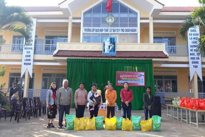 HOẠT ĐỘNG NGOÀI GIỜ LÊN LỚP CHỦ ĐỀ “MỪNG ĐẢNG – MỪNG XUÂN” NĂM HỌC 2019-2020